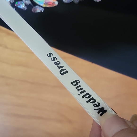 Dress - Picture 3 of 3